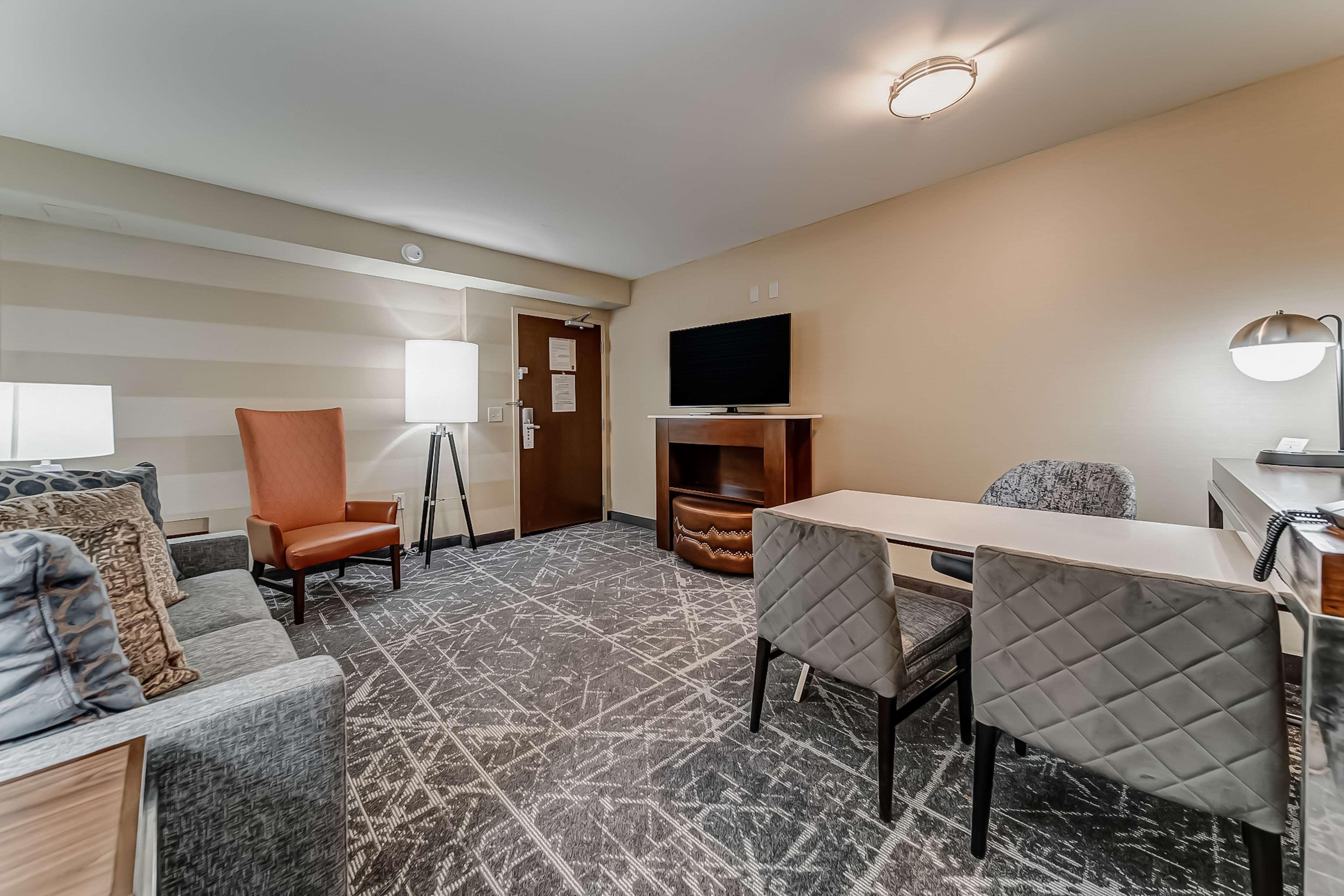 Embassy Suites Atlanta - Kennesaw Town Center Buitenkant foto