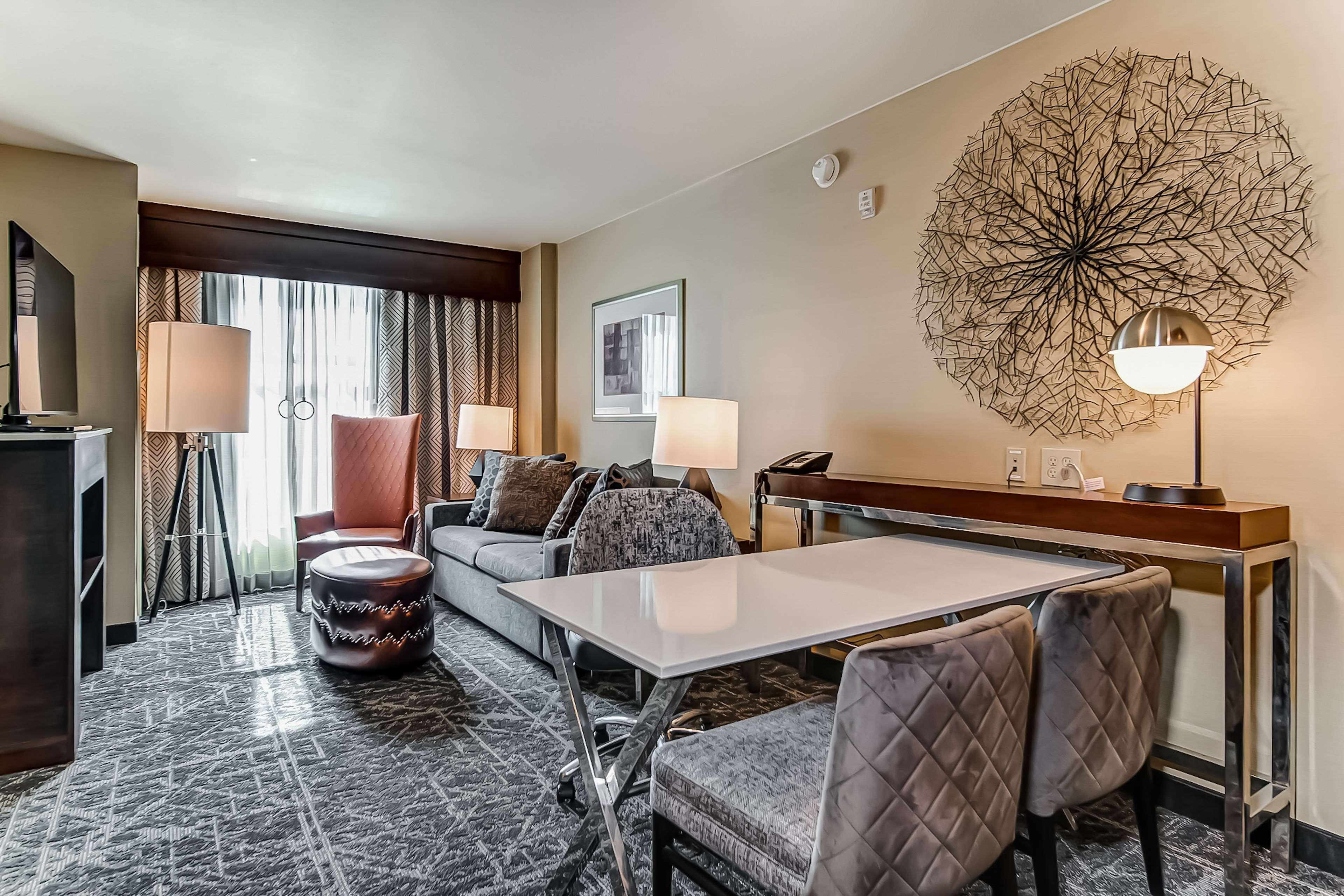 Embassy Suites Atlanta - Kennesaw Town Center Buitenkant foto