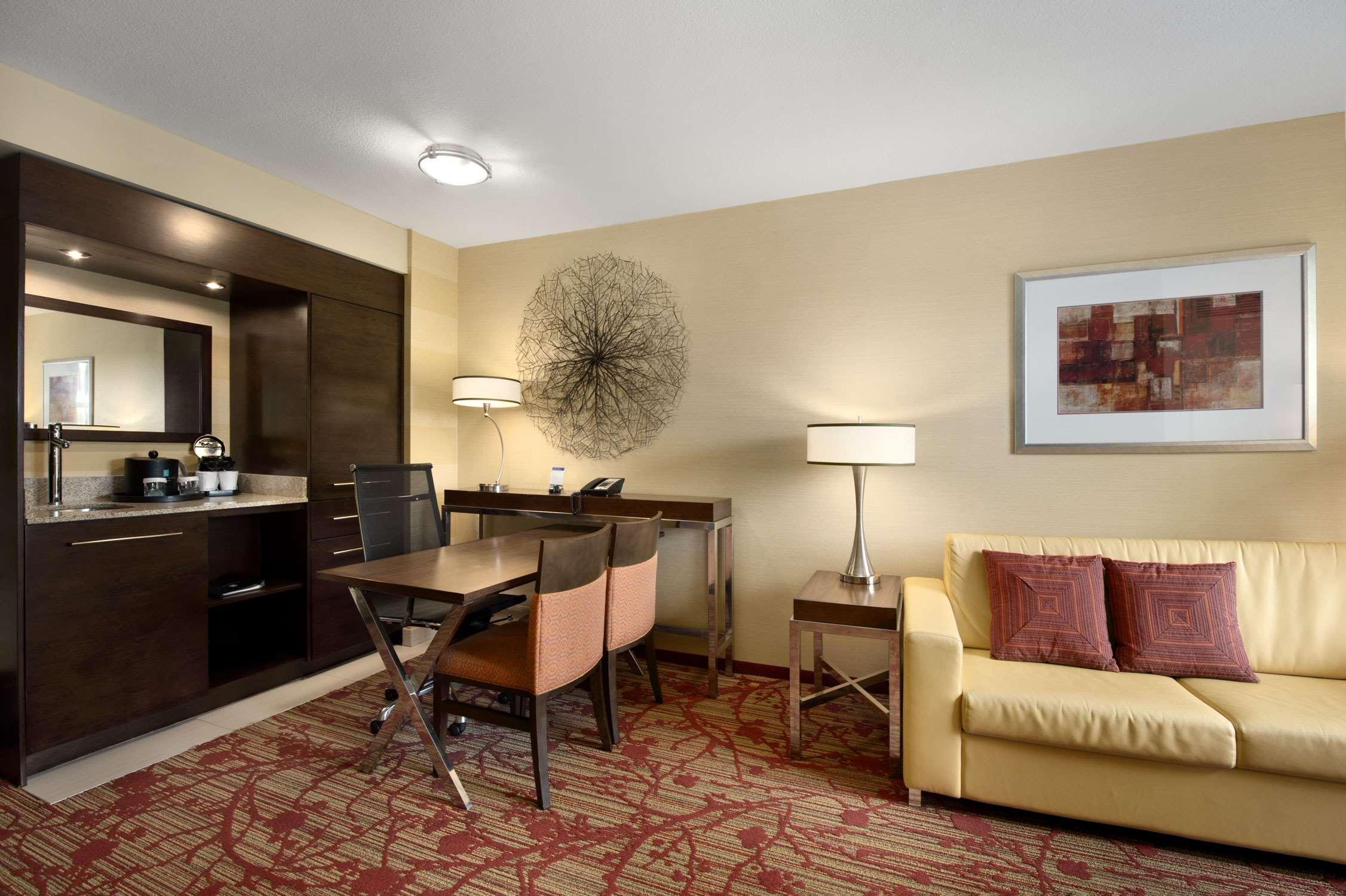 Embassy Suites Atlanta - Kennesaw Town Center Kamer foto