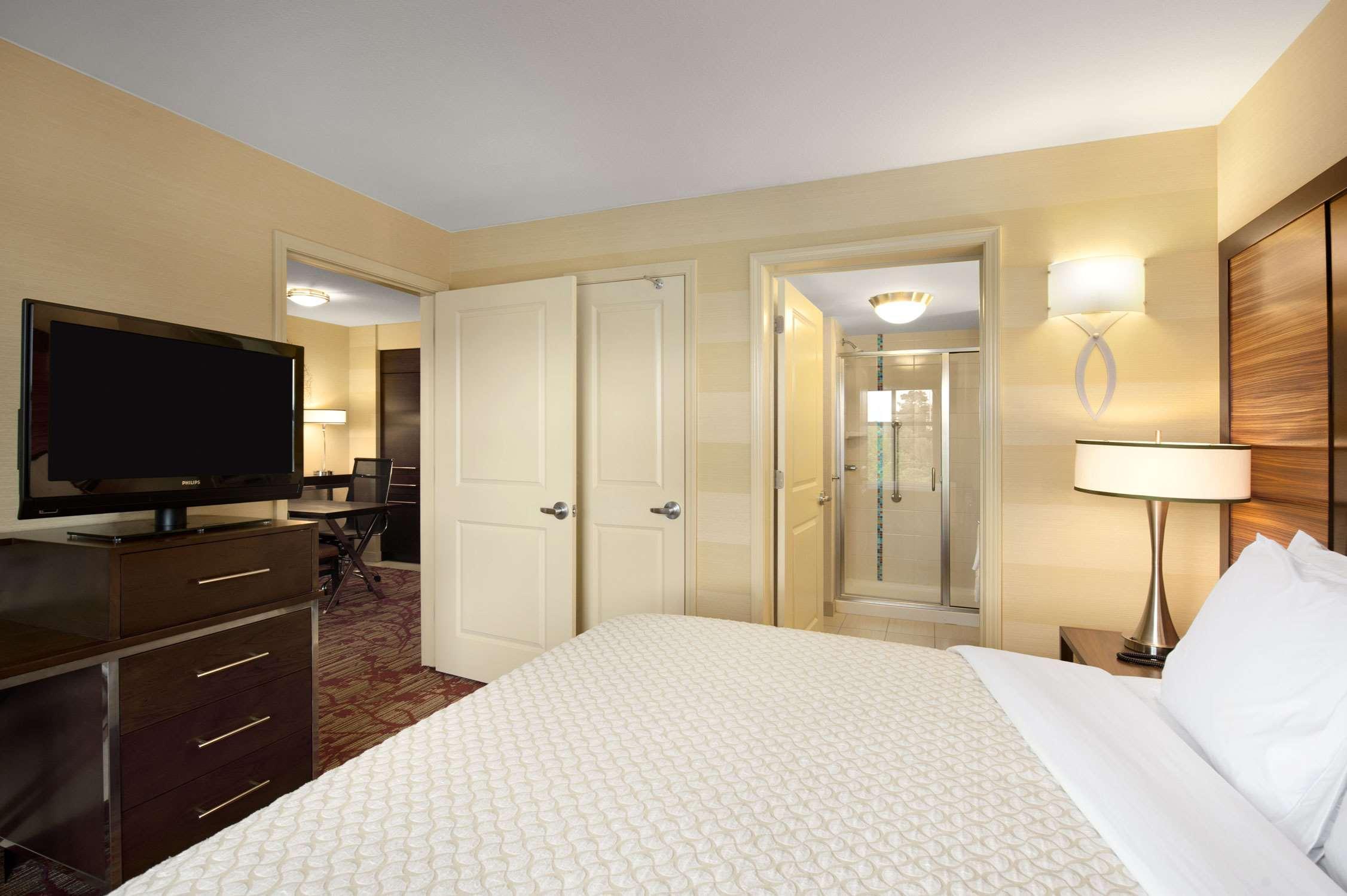 Embassy Suites Atlanta - Kennesaw Town Center Kamer foto