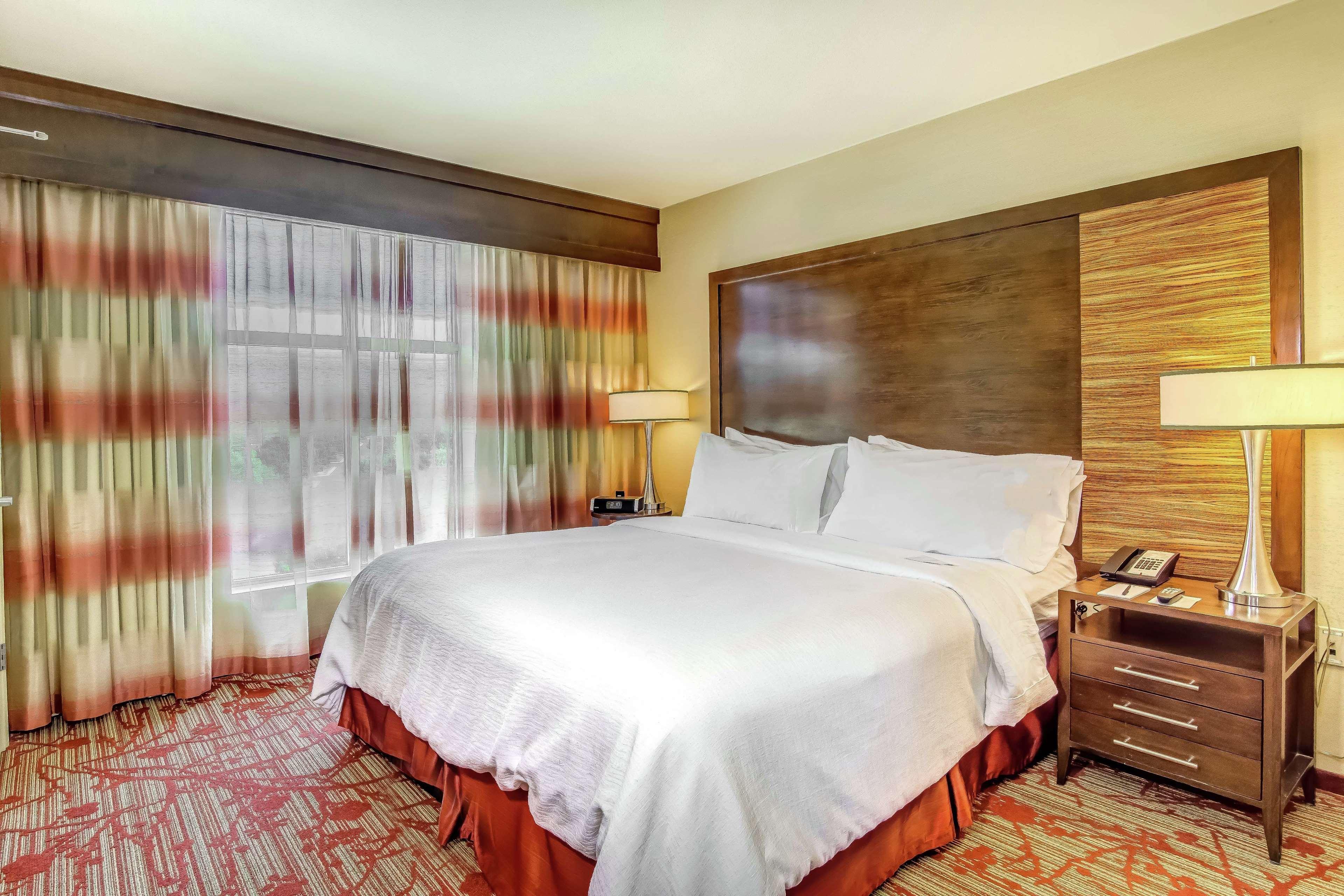 Embassy Suites Atlanta - Kennesaw Town Center Buitenkant foto