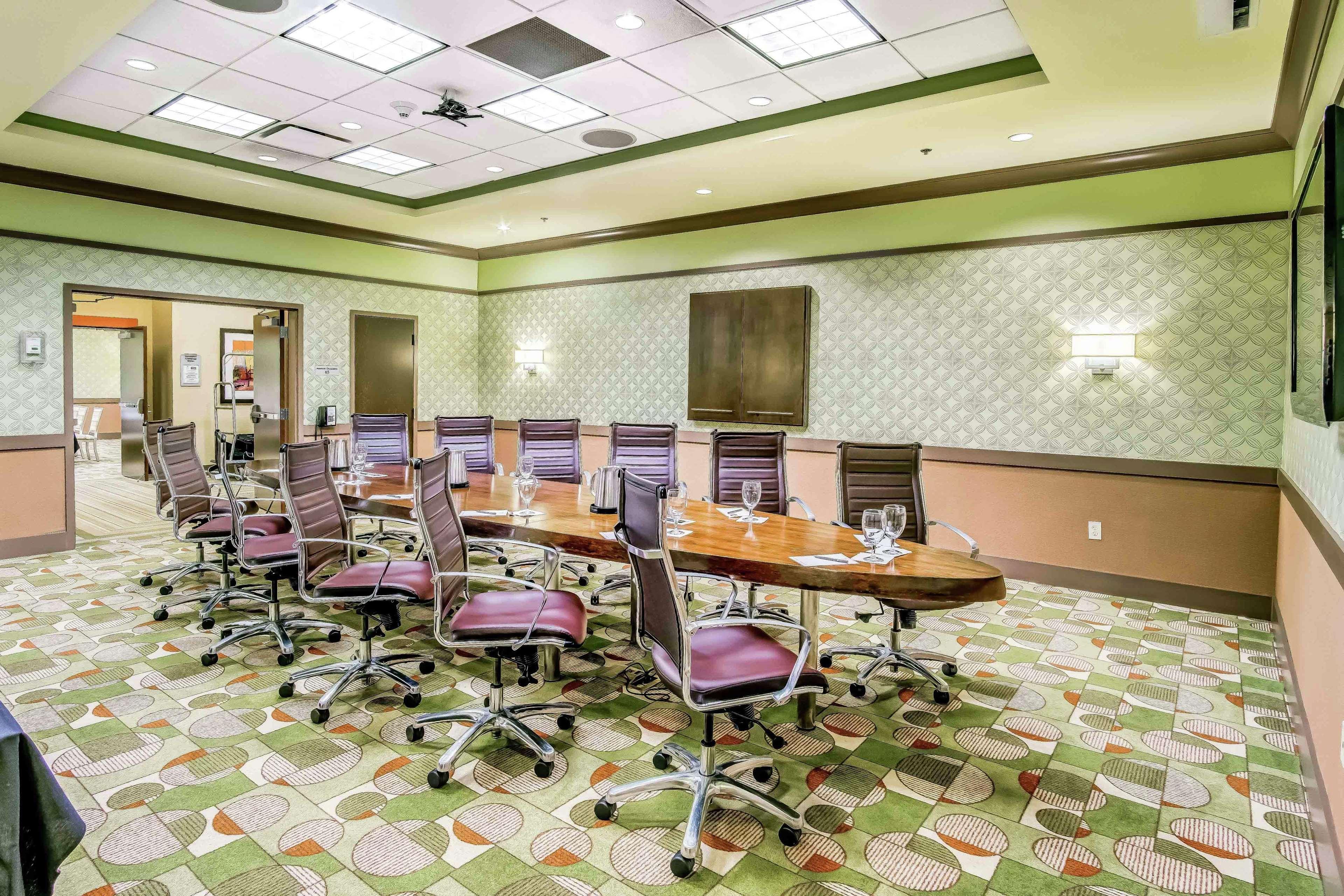 Embassy Suites Atlanta - Kennesaw Town Center Buitenkant foto